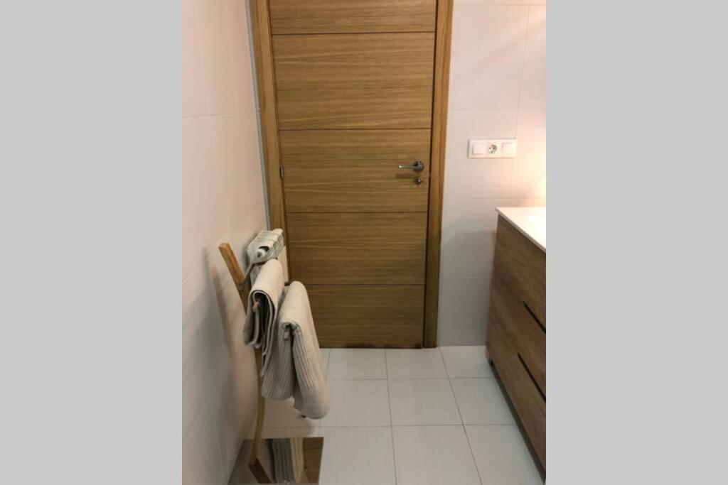 Deluxe Marina Apartment Вивейро Екстериор снимка