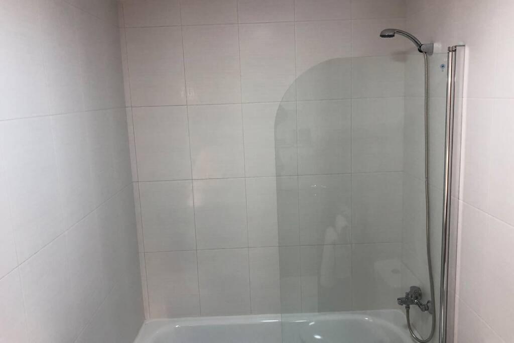 Deluxe Marina Apartment Вивейро Екстериор снимка